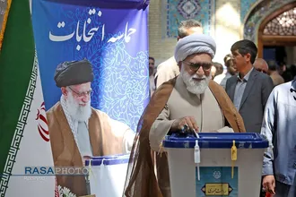 مشارکت حجت الاسلام والمسلمین مروی تولیت آستان قدس رضوی در چهاردهمین انتخابات ریاست جمهوری