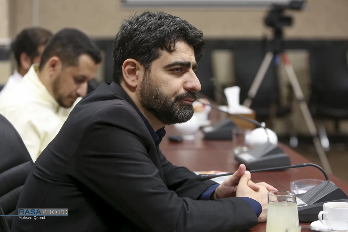 نشست بازخوانی دستاوردهای راهبردی ایران اسلامی در جنگ تحمیلی سوم
