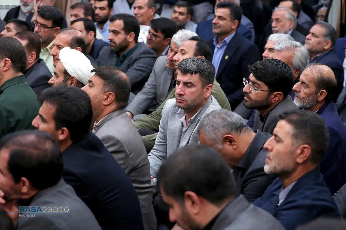 دیدار دست&zwnj;اندرکاران کنگره ملی شهدای استان کهگیلویه و بویر احمد با رهبر انقلاب