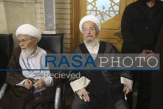 بزرگداشت رهبر شهید انقلاب از سوی آیت&zwnj;الله مکارم شیرازی در حرم مطهر
