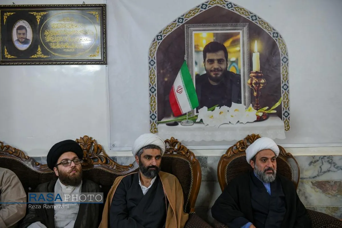 دیدار مدیر عامل و اعضای خبرگزاری رسا با خانواده طلبه شهید حسن مختارزاده