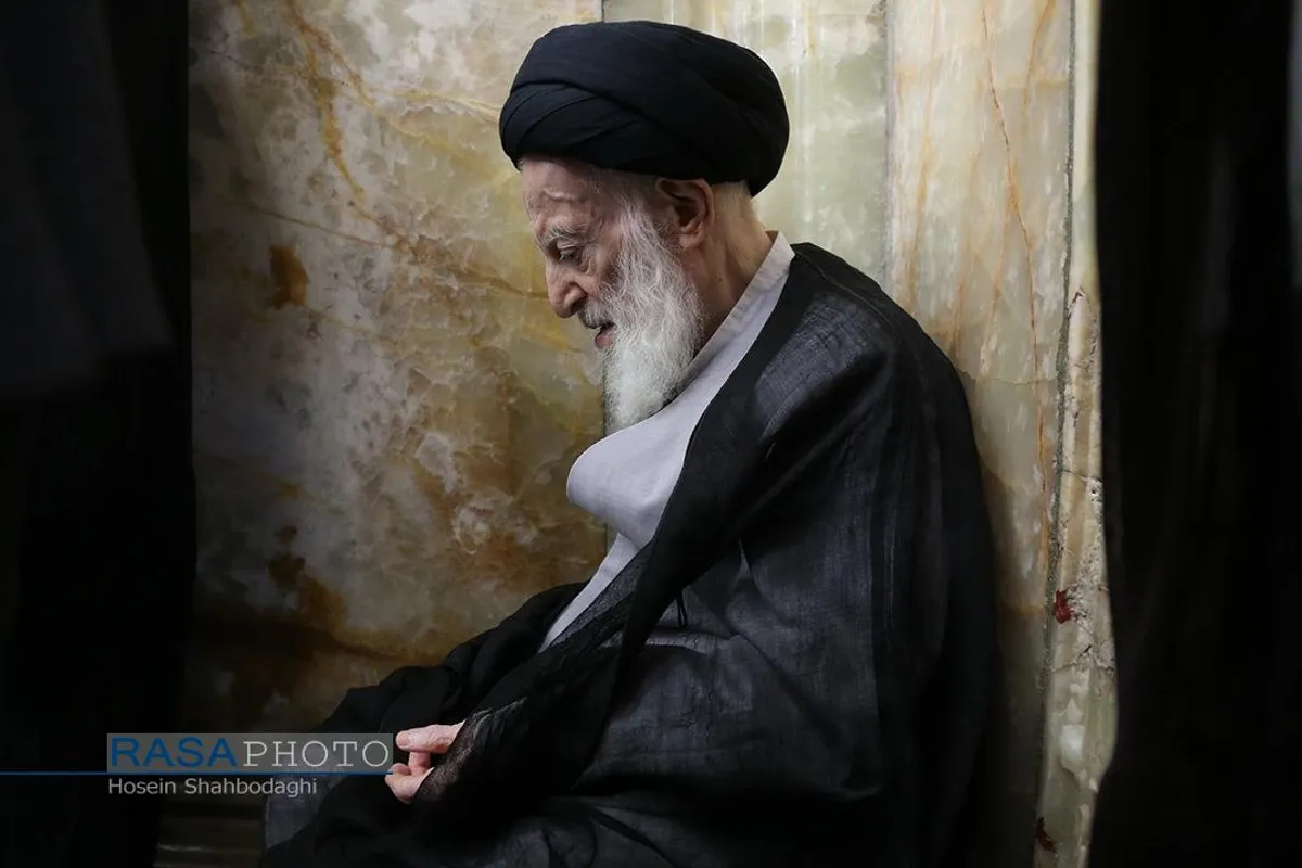 تشرف حضرت آیت الله شبیری زنجانی به حرم حضرت فاطمه معصومه (سلام&zwnj;الله&zwnj;علیها)