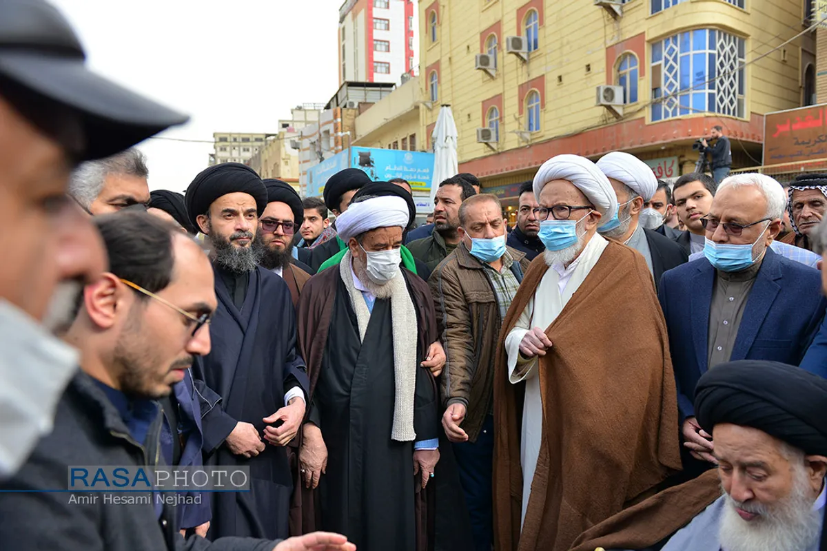 تشییع پیکر حضرت آیت الله صافی گلپایگانی در نجف