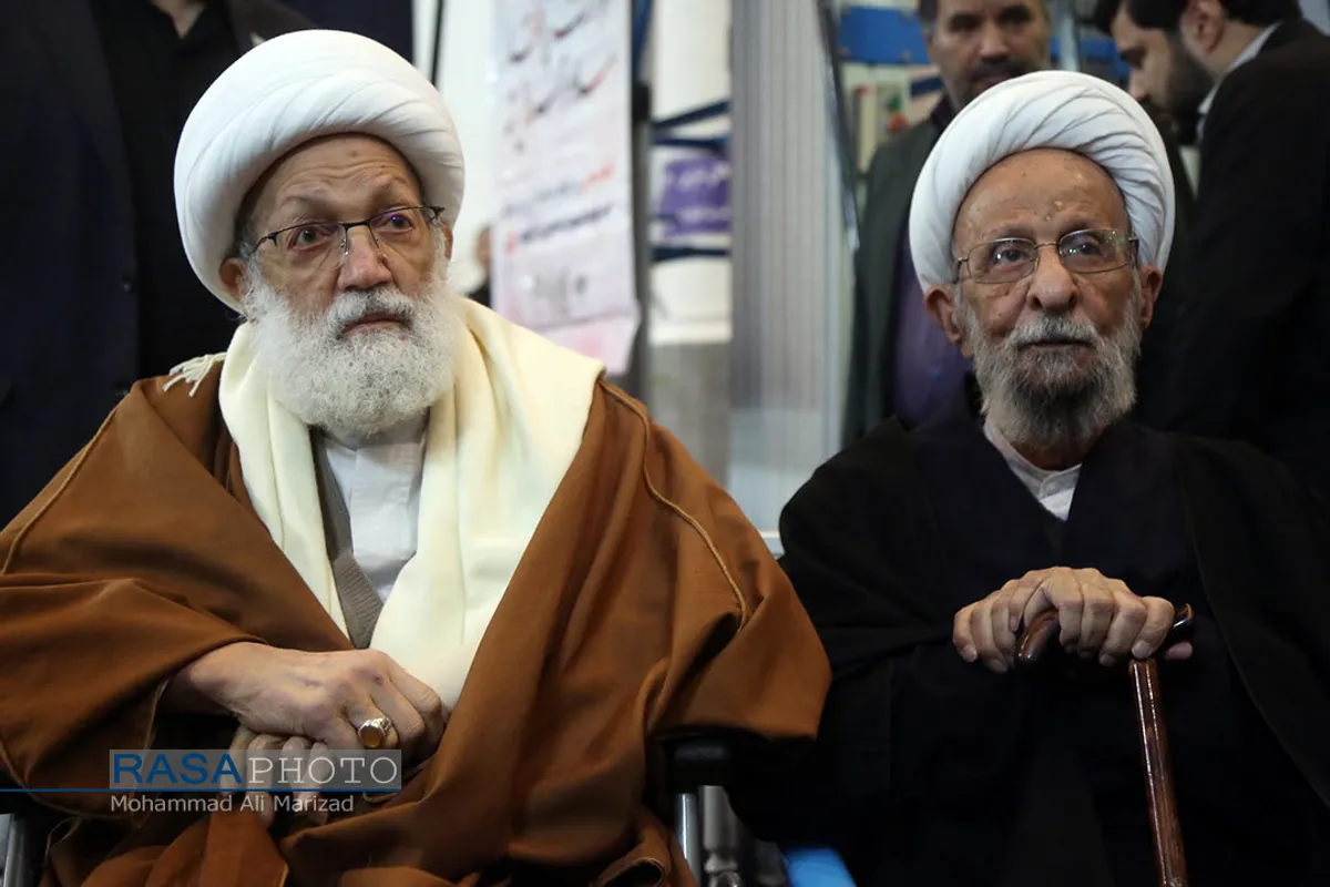 اجتماع جوانان ۱۲۰ ملیت جهان در پاسداشت شهید سپهبد سلیمانی در قم