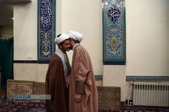 جشن&zwnj;های عمامه&zwnj;گذاری طلاب حوزه علمیه قم در بیوت مراجع تقلید و  علما