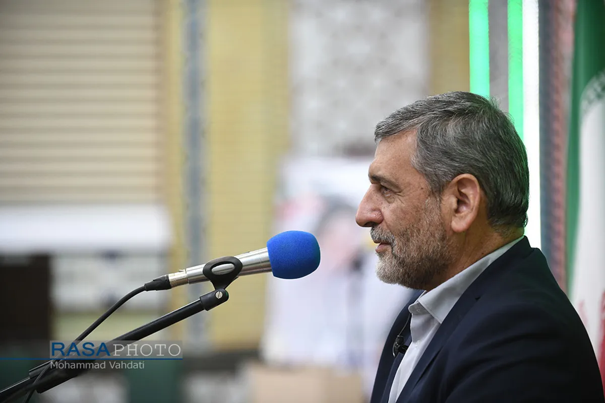 جشن بزرگ دهه فجر انقلاب اسلامی با سخنرانی دکتر صفار هرندی