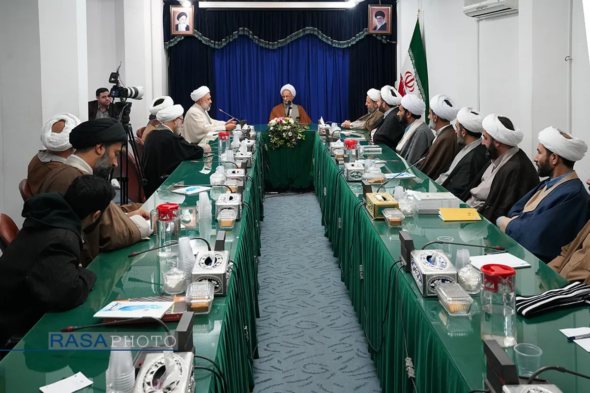 دیدار مسئولان نهاد&zwnj;های حوزوی با آیت الله مصباح یزدی