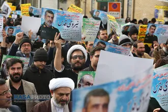راهپیمایی نمازگزاران قم در حمایت ازسپاه و اقتدار و امنیت نظام اسلامی