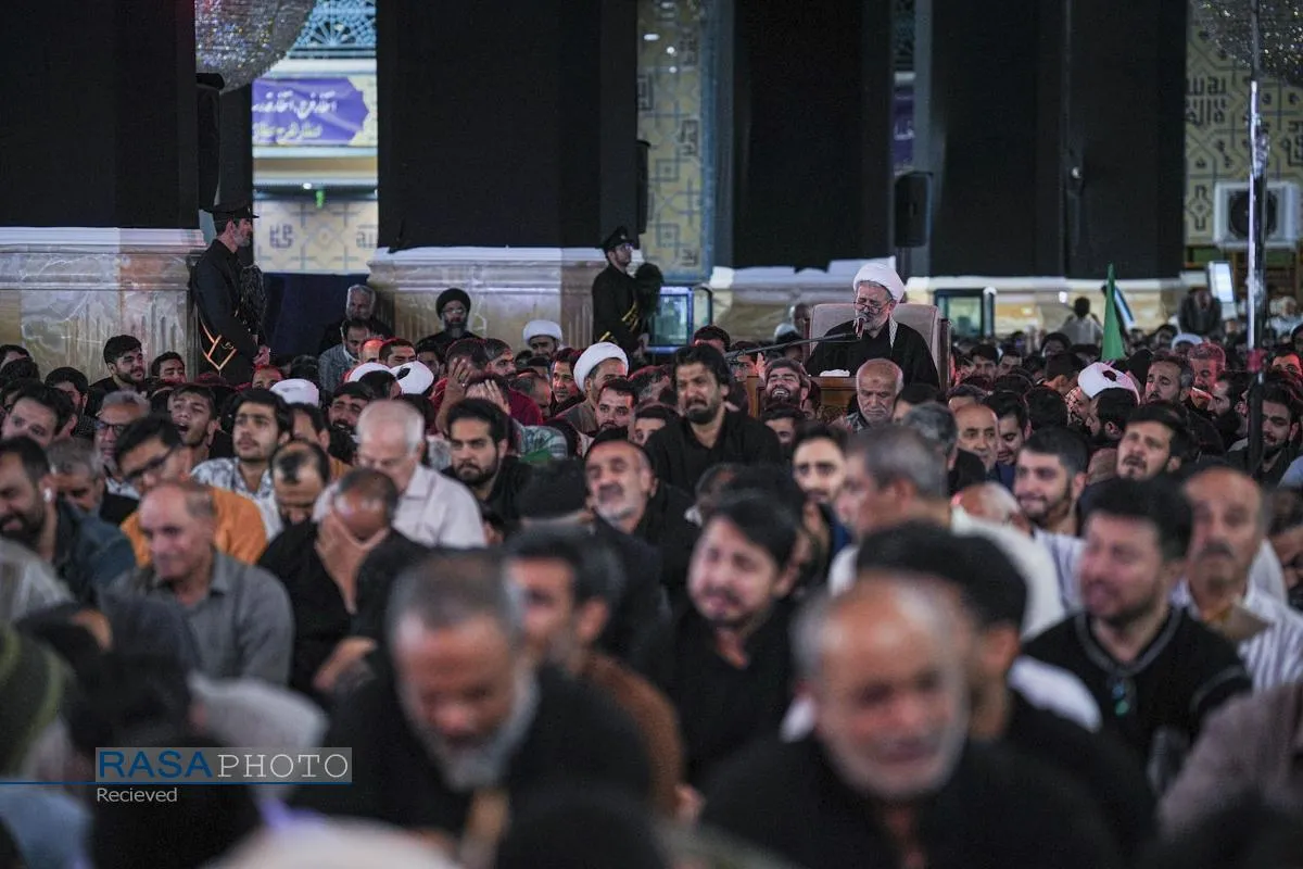 مراسم پر فیض دعای عرفه در مسجد مقدس جمکران