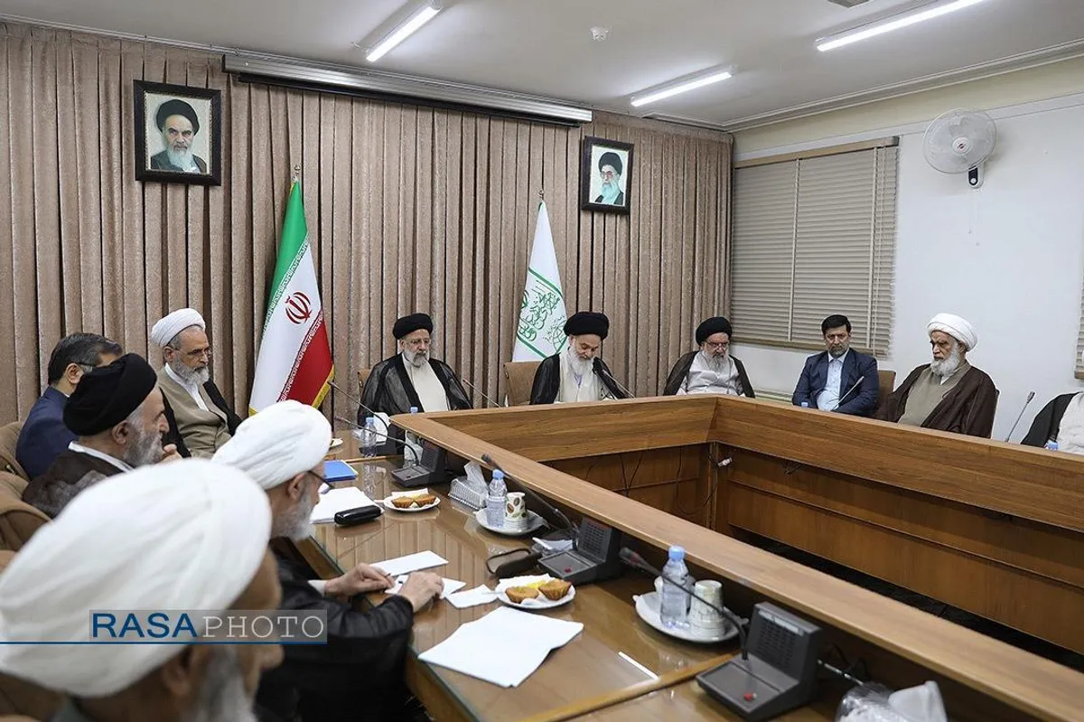 دیدار&zwnj;های آیت الله رئیسی در دومین سفر استانی به قم با علما و مراجع تقلید