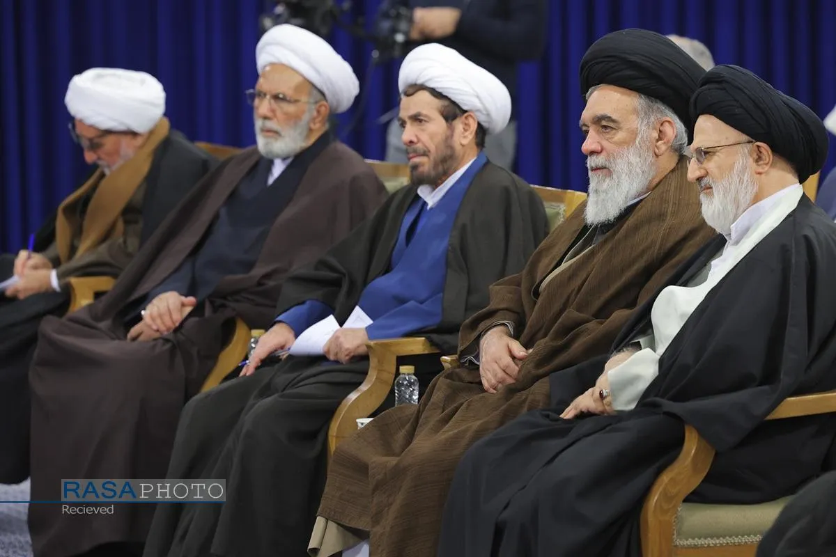 دیدار اعضای ستاد برگزاری کنگره بزرگداشت آیت&zwnj;الله میلانی با رهبر معظم انقلاب