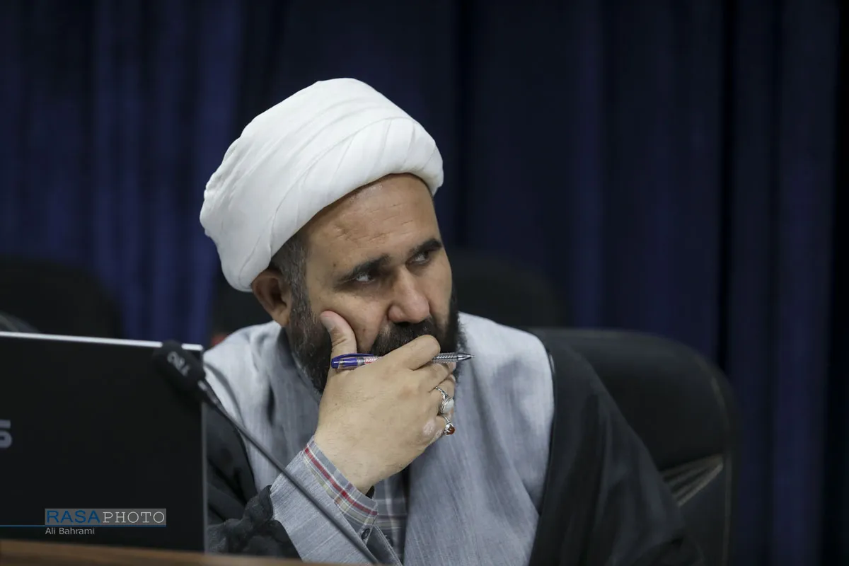 نشست از دفاع مقدس تا مقاومت جهانی