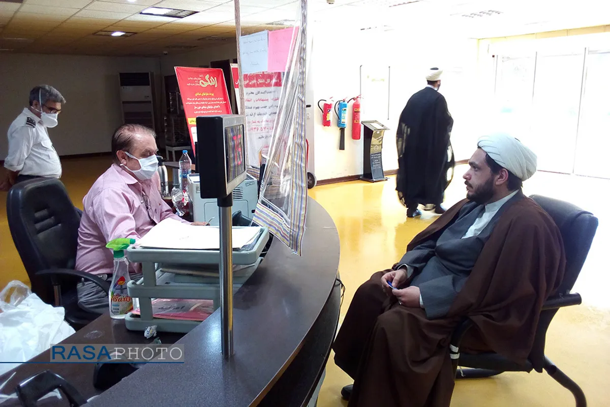 اهداء خون توسط جمعی از طلاب خوزستان