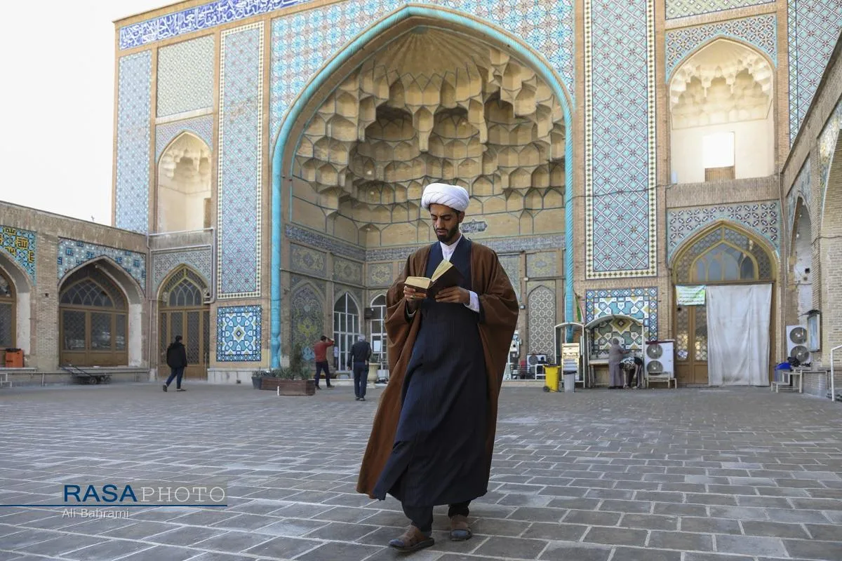 مراسم معنوی اعمال ام داود در قم