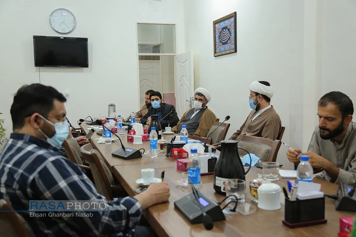 نشست مدیرعامل و مسئولان رسا با دبیران مرکز پژوهش&zwnj;های مجلس - قم