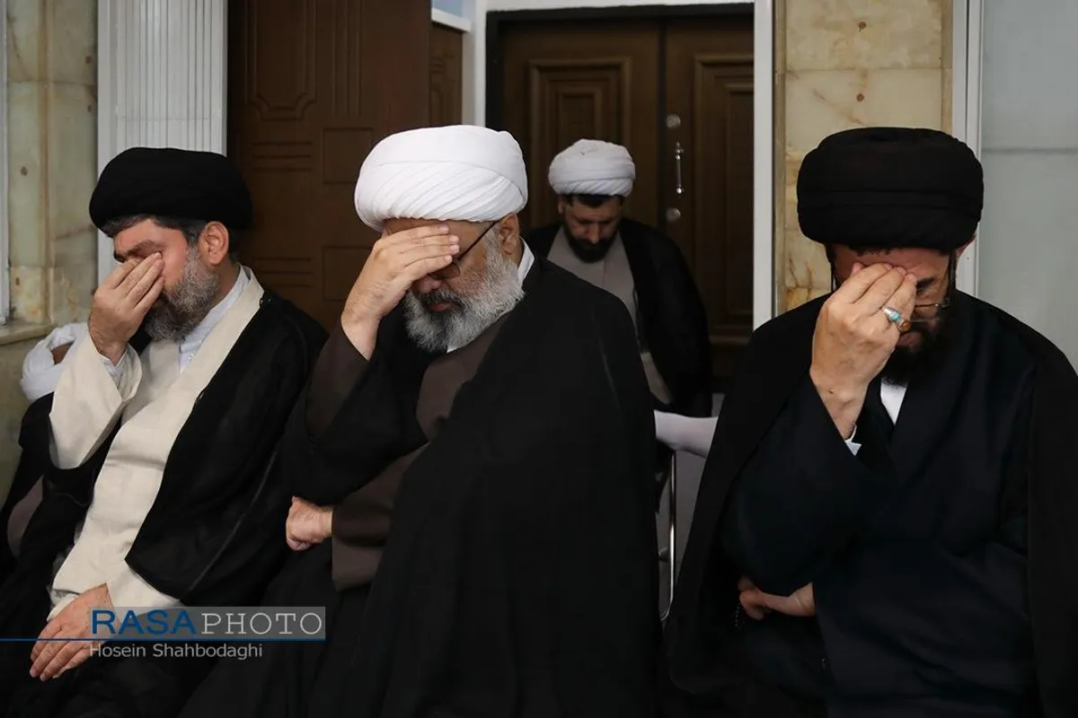 عزاداری روز وفات کریمه اهلبیت (سلام&zwnj;الله&zwnj;علیها) در دفتر حضرت آیت الله نوری همدانی