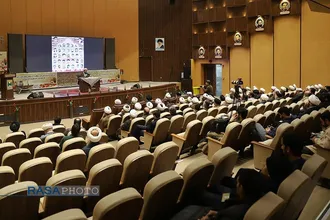 دومین همایش خاطره گویی کارمندان ایثارگر مرکز مدیریت حوزه علمیه