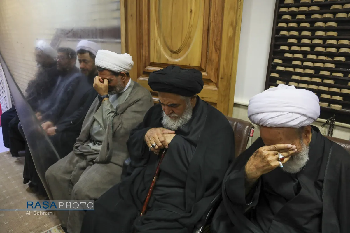 مراسم بزرگداشت قائد شهید امت حضرت آیت&zwnj;الله&zwnj;العظمی خامنه ای در دفتر حضرت آیت الله جوادی آملی
