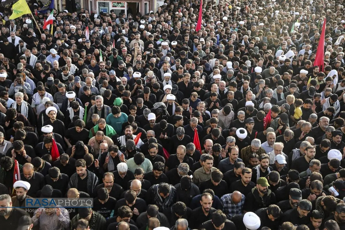تشییع میلیونی قائد شهید امت در قم