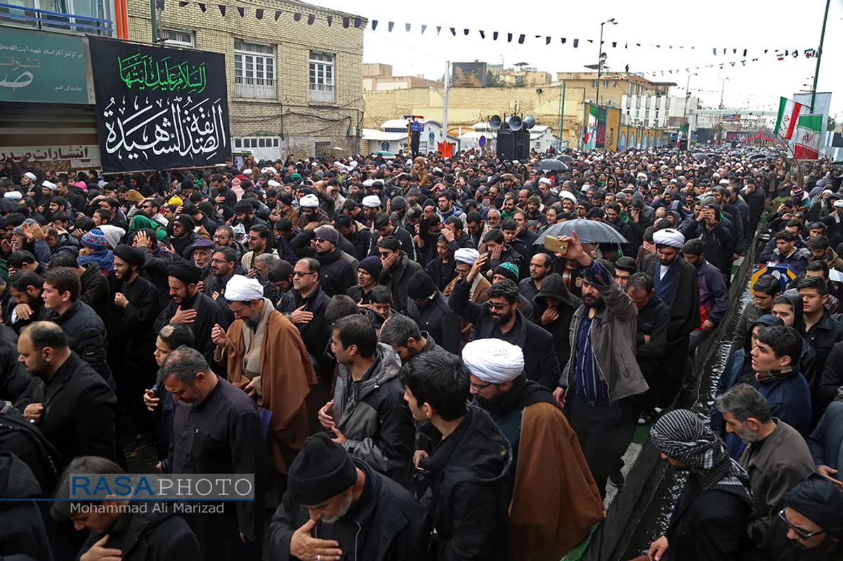 دسته عزاداری شهادت حضرت زهرا (س) با حضور حضرات آیات وحید خراسانی و صافی گلپایگانی