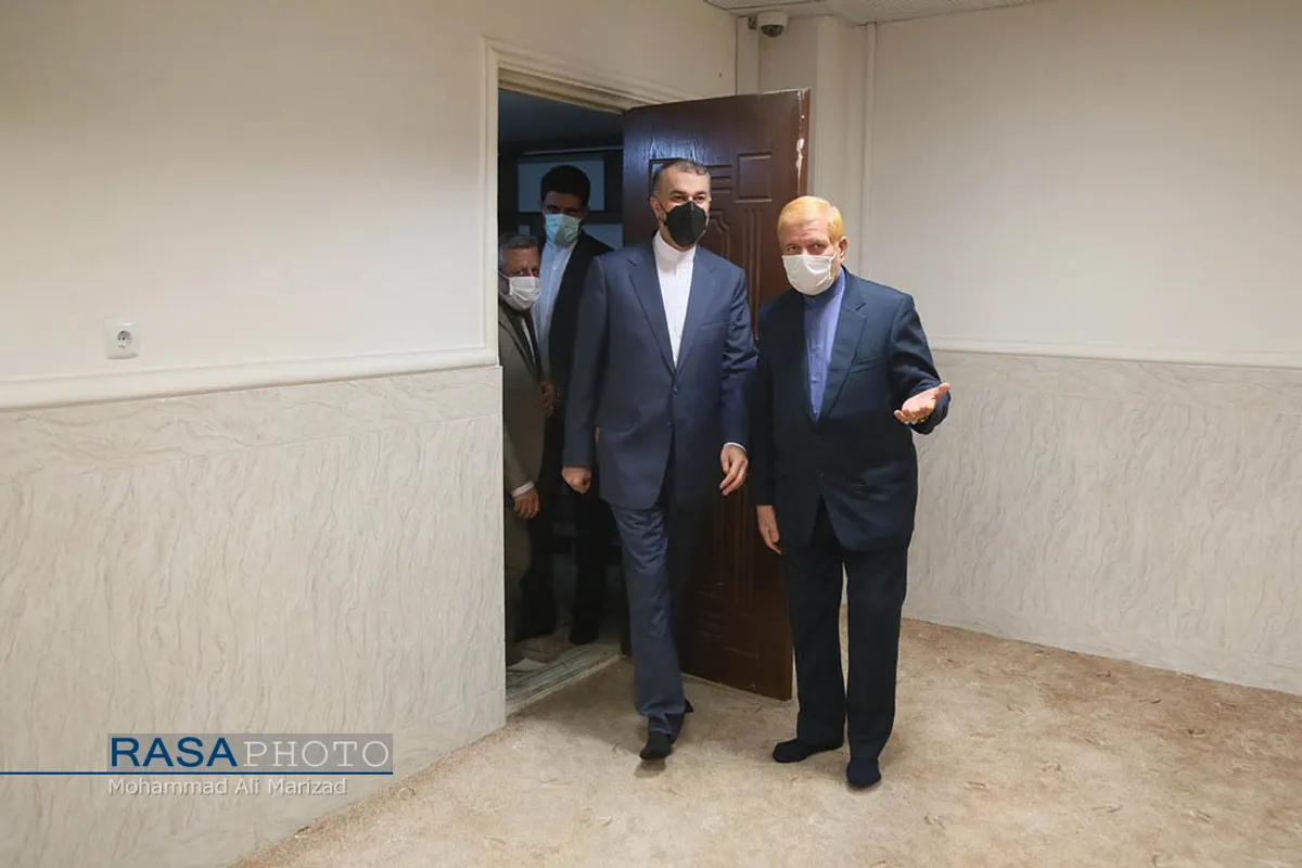 دیدار وزیر امور خارجه با مراجع تقلید و علما