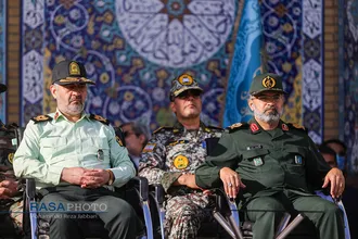 &laquo;عهد سربازی&raquo; نیرو&zwnj;های مسلح با امام زمان (عج) در جمکران&lrm;&lrm;