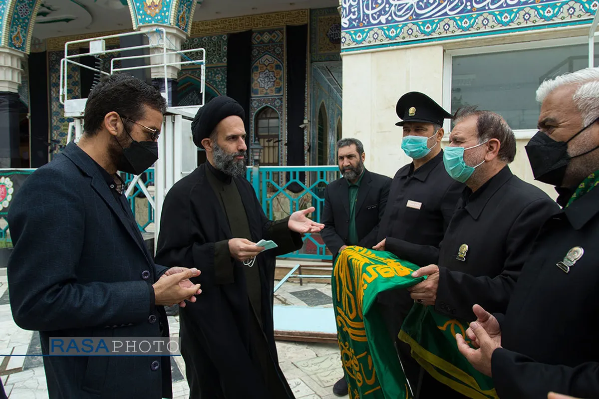 اجتماع عزاداران در روز شهادت حضرت امام رضا (ع) در حرم مطهر امامزاده عبدالله گرگان