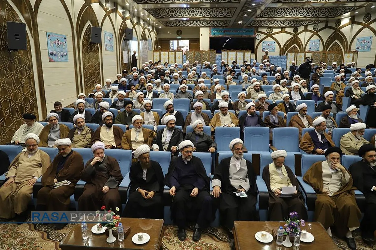 افتتاحییه کمیسیون&zwnj;های سیزدهمین اجلاسیه جامعه مدرسین حوزه علمیه با علما بلاد