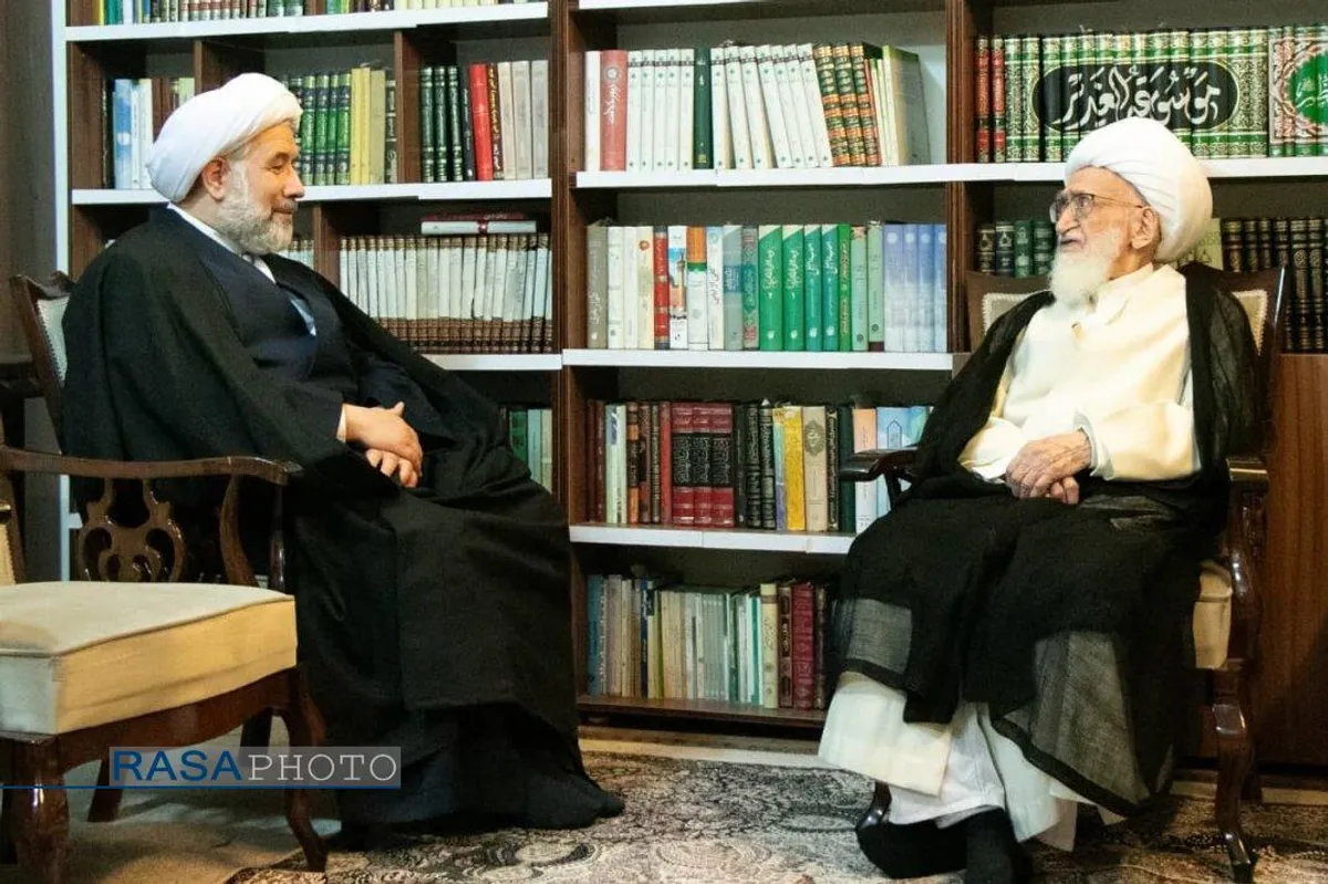 دیدار حضرات آیات و حجج الاسلام والمسلمین آقایان حسینی بوشهری، سید احمد خاتمی، سيد حسن خمینی و شهرستانی نماینده مرجع عالیقدر حضرت آیت الله العظمی سیستانی