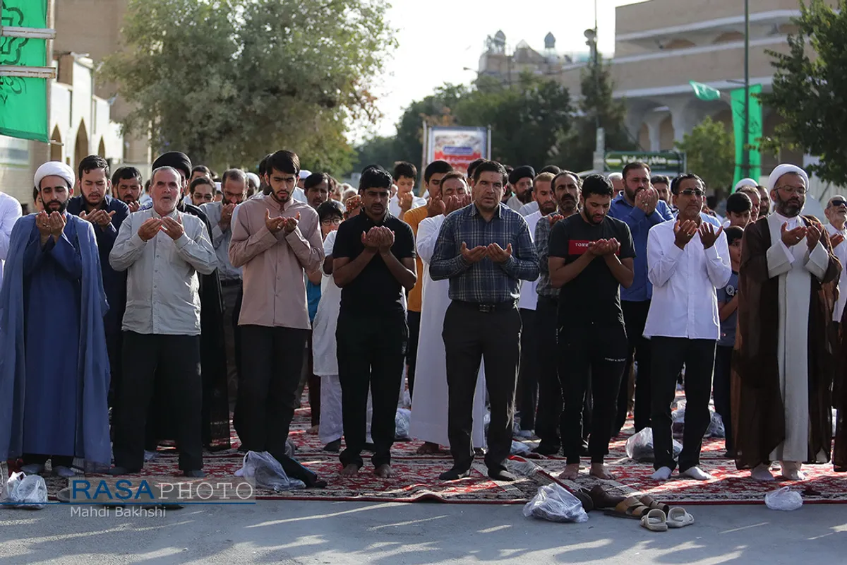 اقامه نماز عید سعید قربان در حرم مطهر حضرت معصومه (سلام الله علیها)