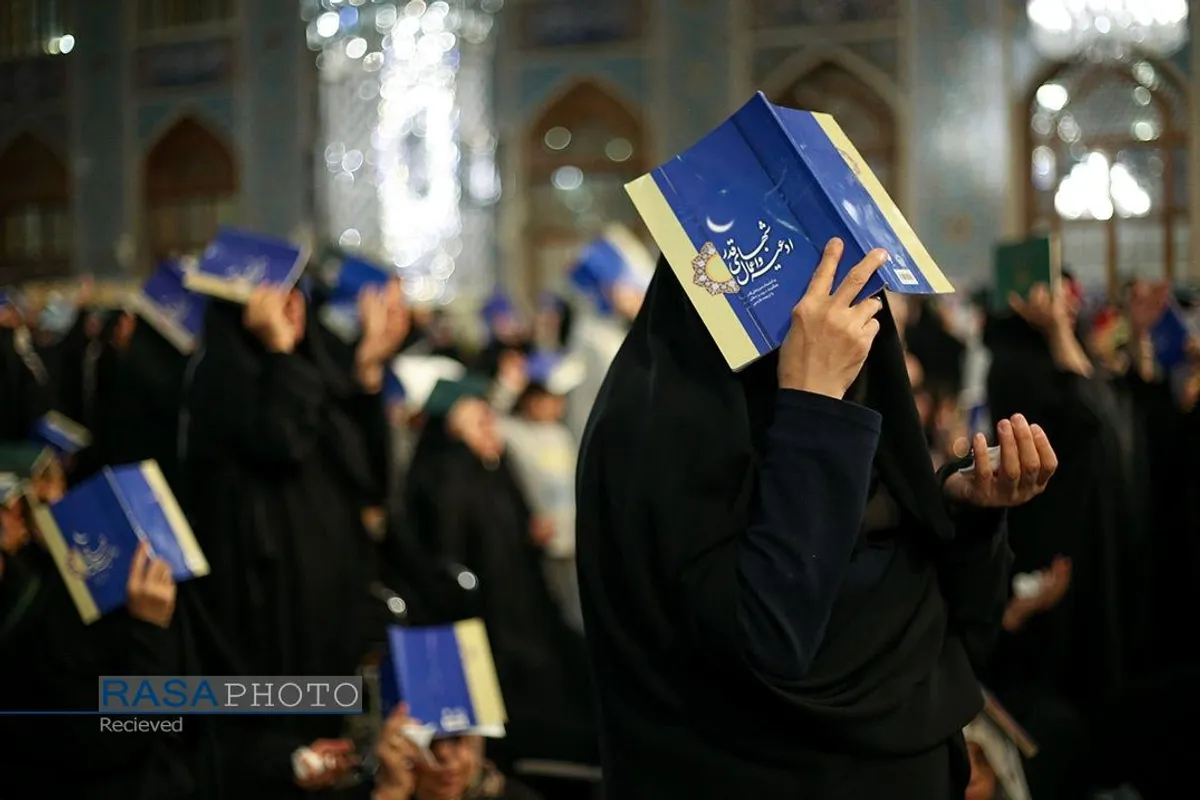احیا شب ۲۳ ماه مبارک رمضان در حرم مطهر رضوی