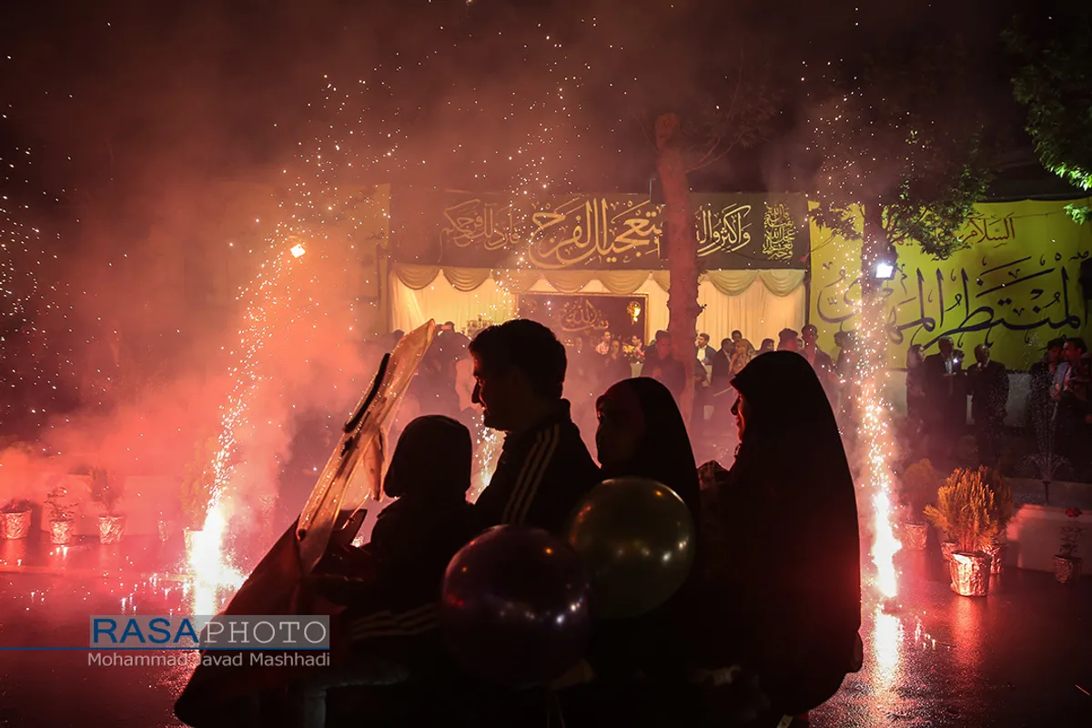 حال و هوای شهر مشهد در شب میلاد امام زمان (عج)