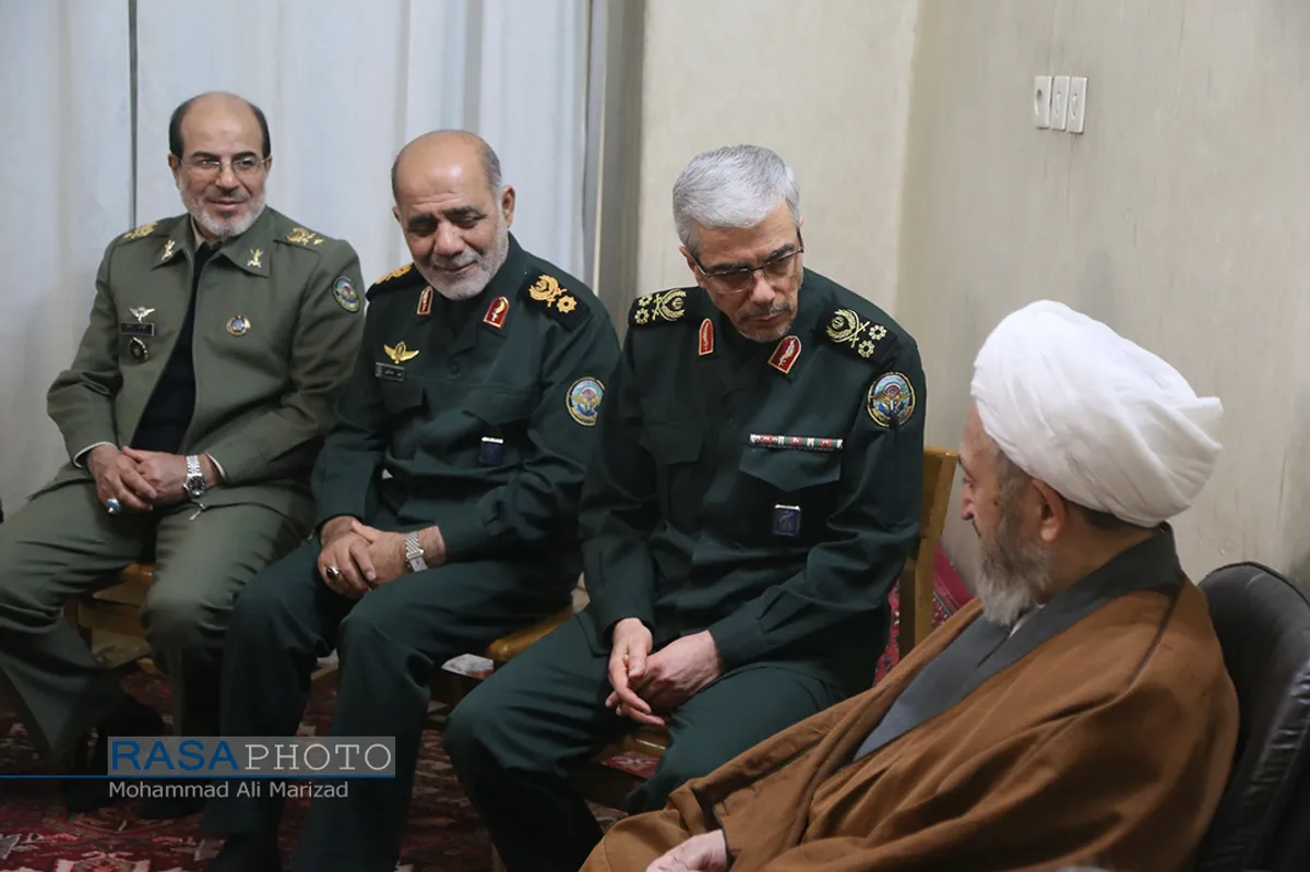 سفر سردار باقری رئیس ستاد کل نیرو&zwnj;های مسلح به قم و دیدار با مراجع تقلید