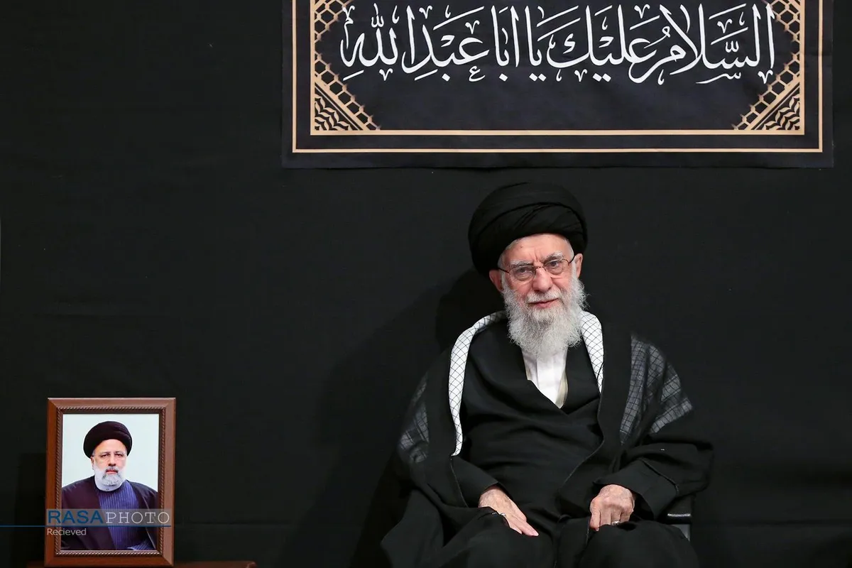 اولین شب عزاداری حضرت اباعبدالله الحسین (علیه&zwnj;السلام) با حضور رهبر انقلاب