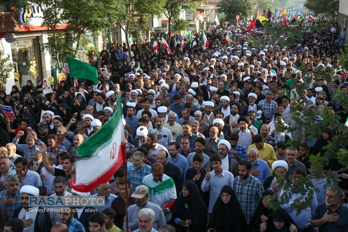 تشییع پیکر مطهر ۸ شهید حمله رژیم صهیونیستی در قم
