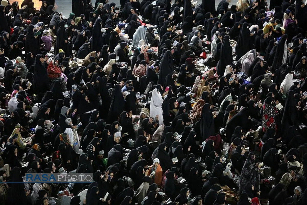 احیا شب ۲۱ ماه مبارک رمضان در حرم حضرت معصومه (سلام&zwnj;الله&zwnj;علیها)