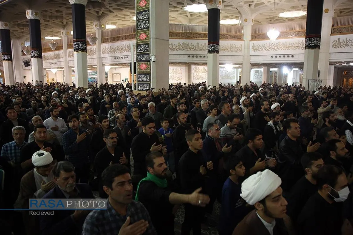 مراسم یادواره ۱۸ شهید روضه فاطمیه قم در حرم مطهر کریمه اهلبیت (س)