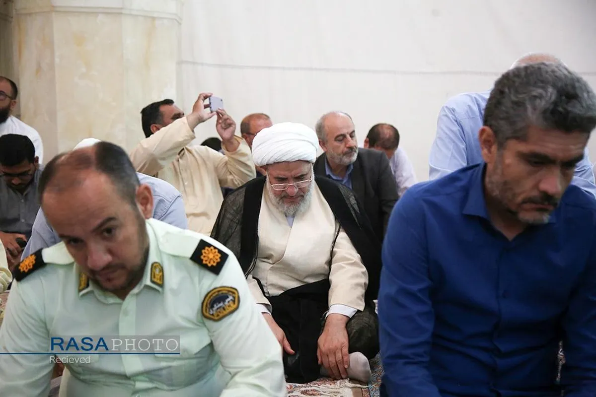 اقامه نماز عید سعید قربان در حرم کریمه اهلبیت (ع)
