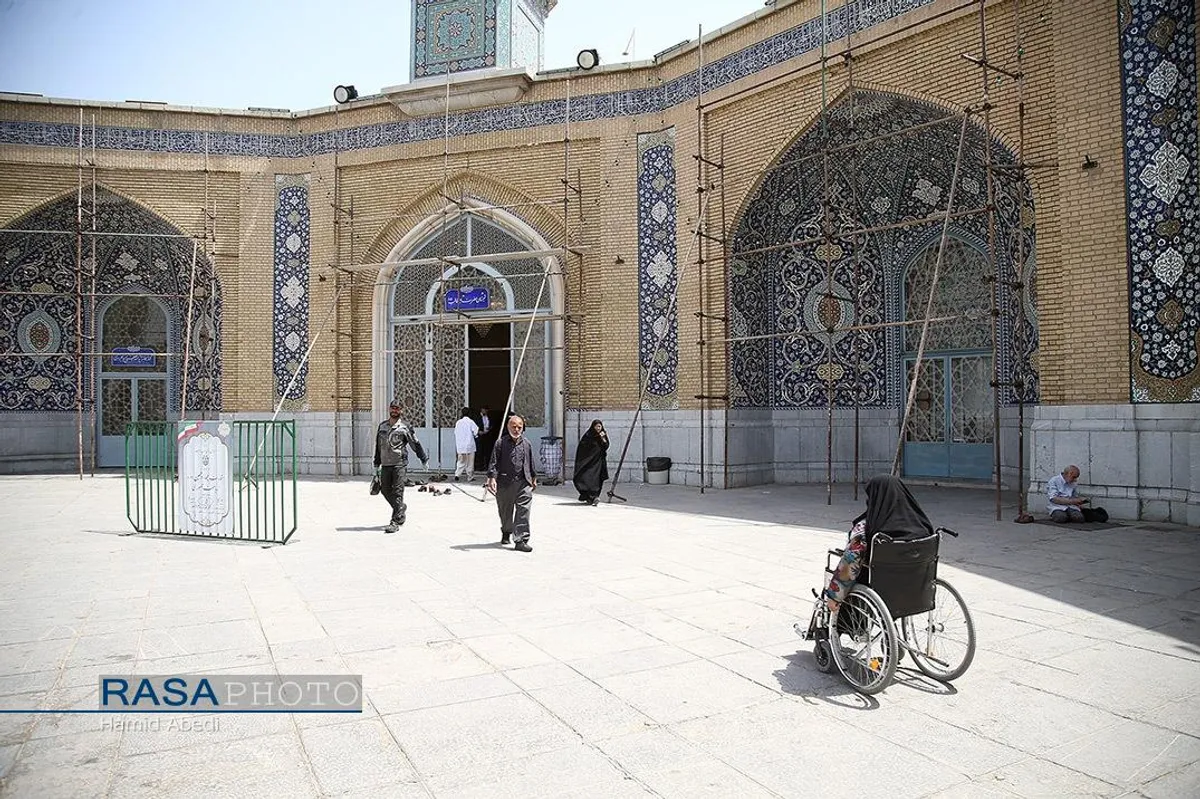 حضور مردم قم در پای صندوق رای