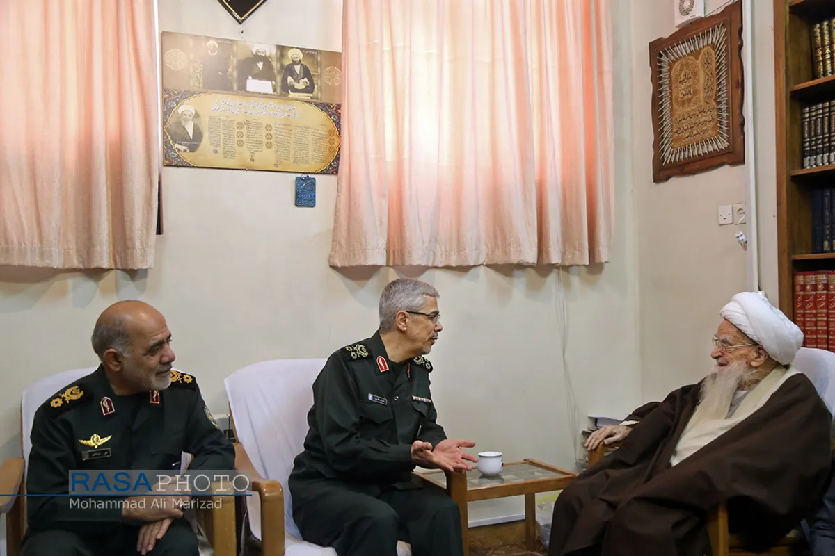 سفر سردار باقری رئیس ستاد کل نیرو&zwnj;های مسلح به قم و دیدار با مراجع تقلید