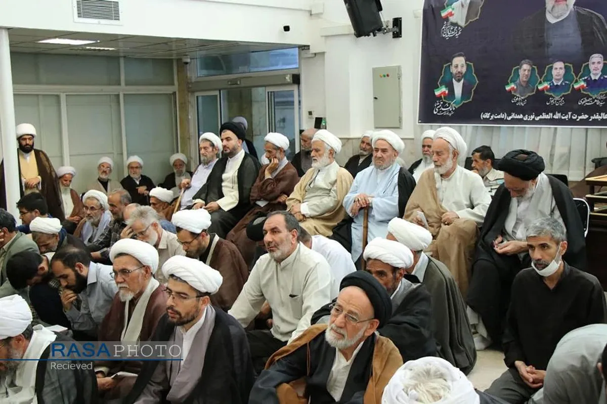 بزرگداشت شهدای خدمت در فتر حضرت آیت الله نوری همدانی