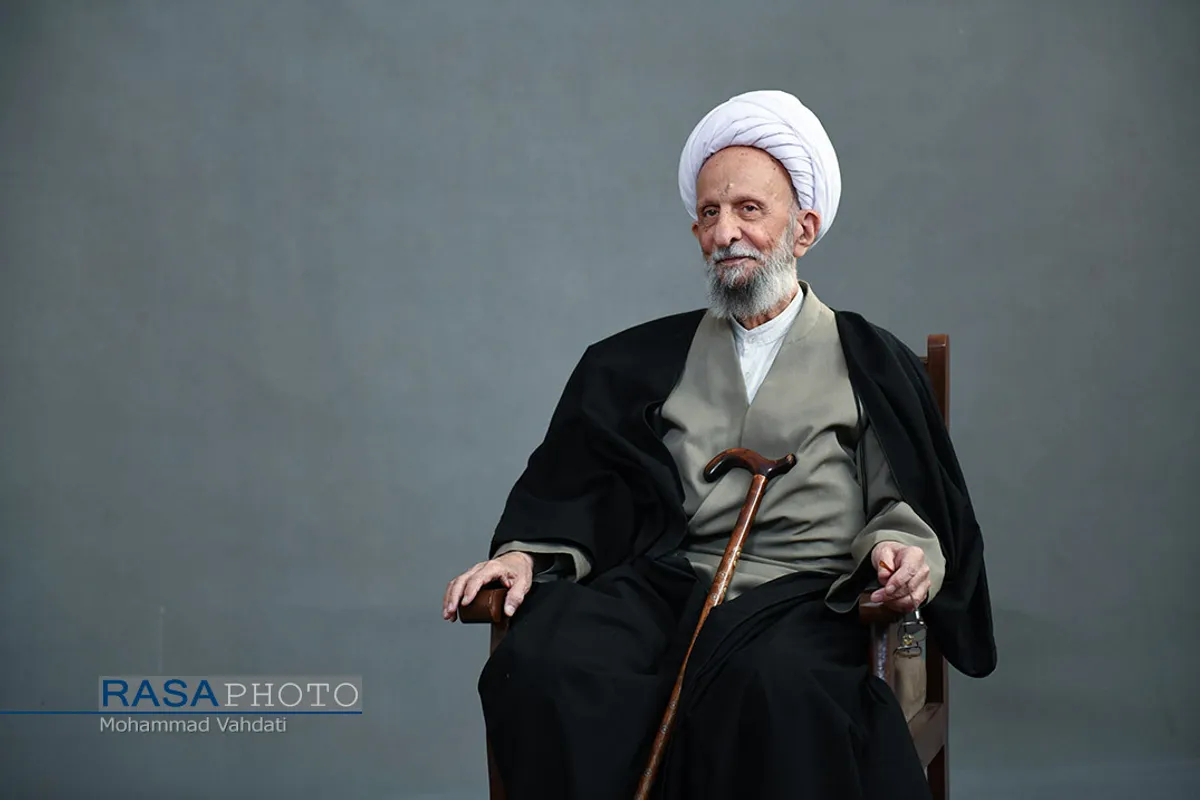 تصاویر دیده نشده خبرگزاری رسا از علامه مصباح یزدی