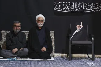 مراسم عزاداری شب تاسوعا در جوار محل شهادت رهبر شهید انقلاب اسلامی