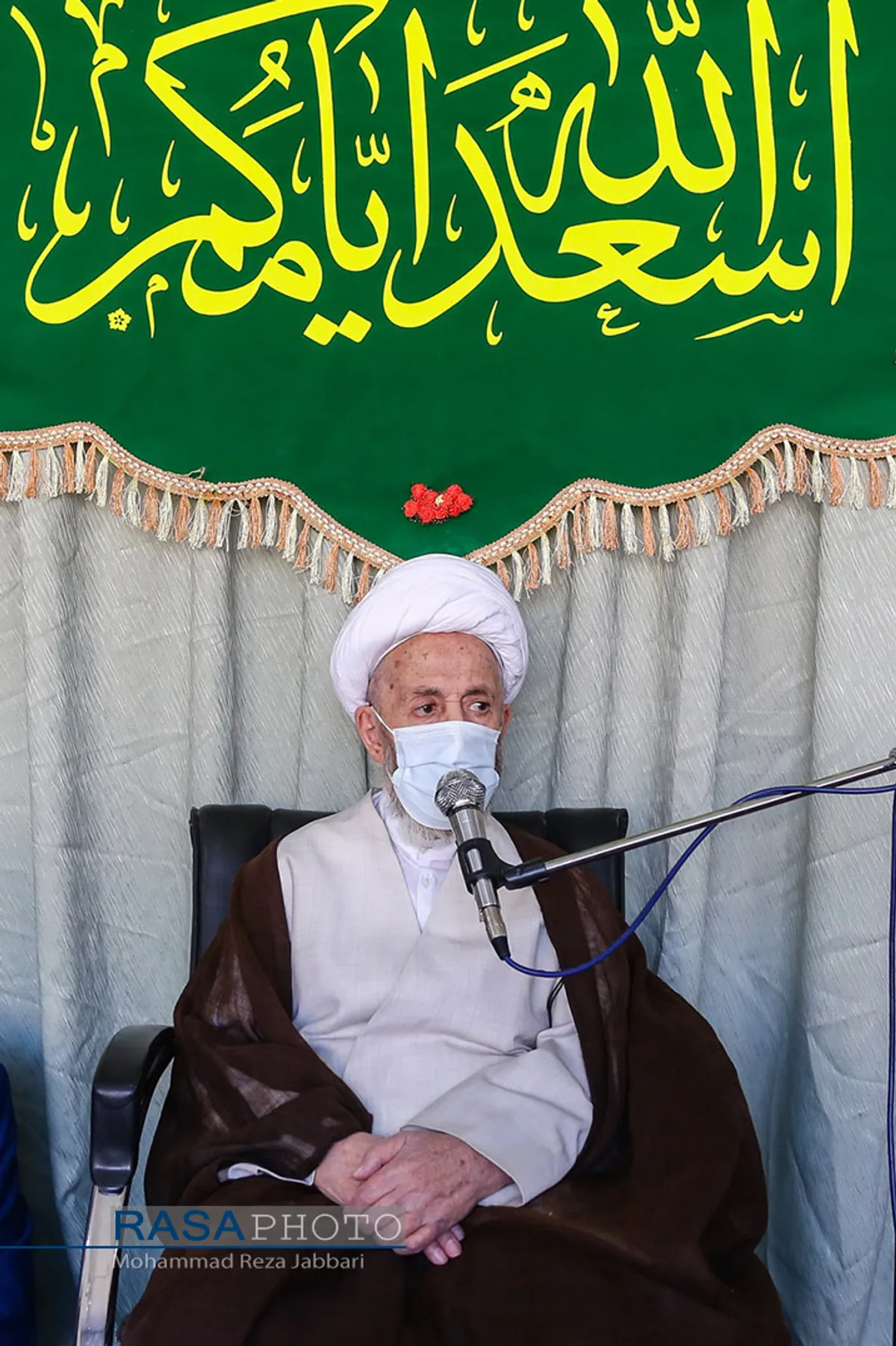 جشن عمامه&zwnj;گذاری طلاب توسط حضرت آیت الله سبحانی