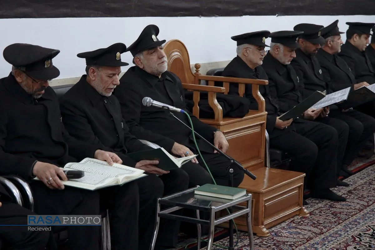 مراسم گرامیداشت رهبر شهید انقلاب در حرم مطهر رضوی