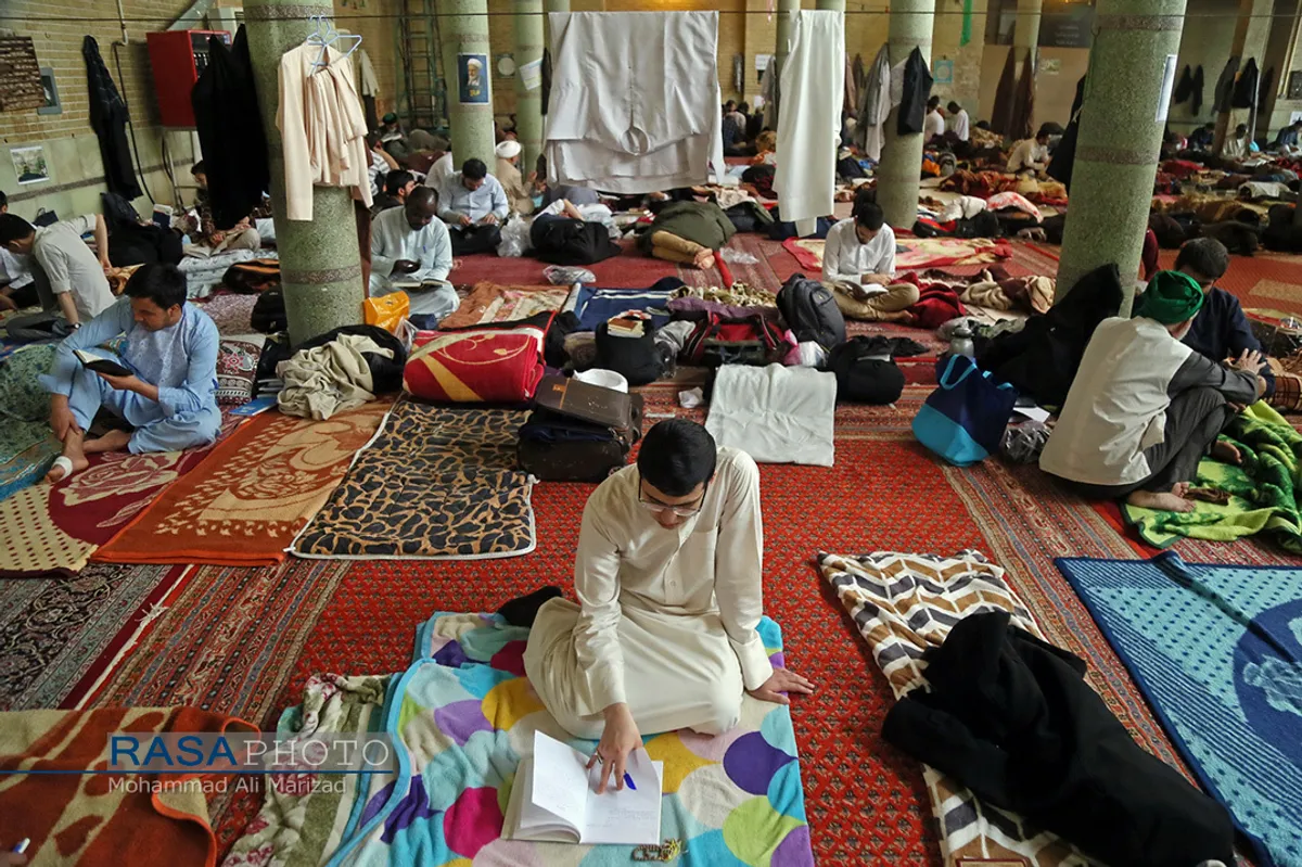 آیین معنوی اعتکاف در قم