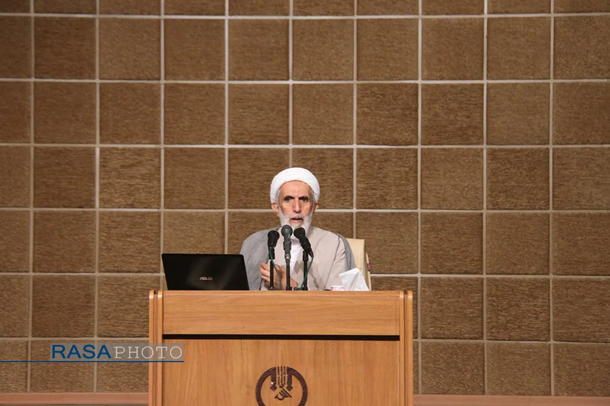 نشست تخصصی طرح تقویت مبانی اعتقادی در شهرکرد با حضور و سخنرانی حجت الاسلام والمسلمین طائب