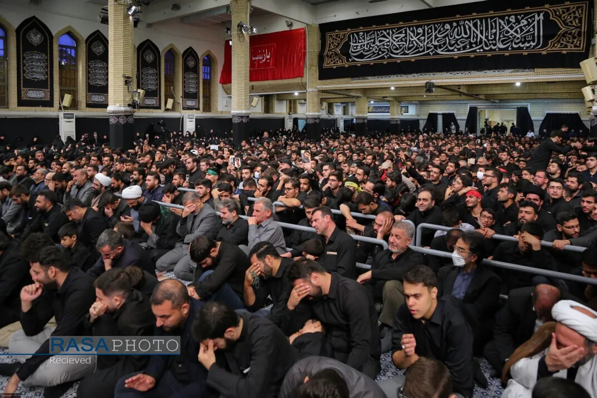 مراسم عزاداری روز اربعین هیئت&zwnj;های دانشجویی در حضور رهبر انقلاب
