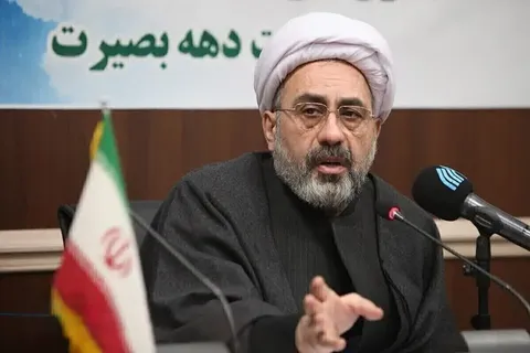نهادهای فرهنگی باید چرایی حماسه تشییع رهبر شهید را تبیین کنند