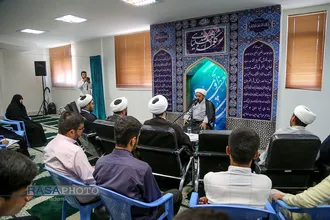 نشست مسئولین مرکز نخبگان و استعداد&zwnj;های برتر حوزه&zwnj;های علمیه خراسان با طلاب ممتاز خراسان شمالی